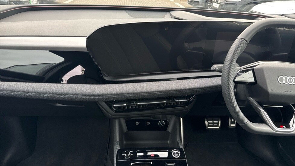 Used Audi Q6 e-tron 2025 for sale - 76161292: Photo 13