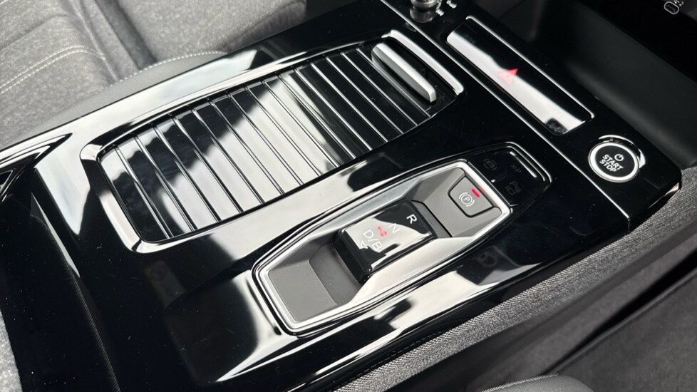 Used Audi Q6 e-tron 2025 for sale - 76161292: Photo 26