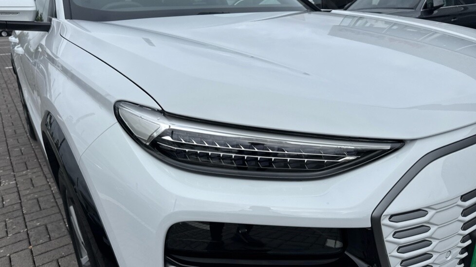 Used Audi Q6 e-tron 2025 for sale - 76161292: Photo 34