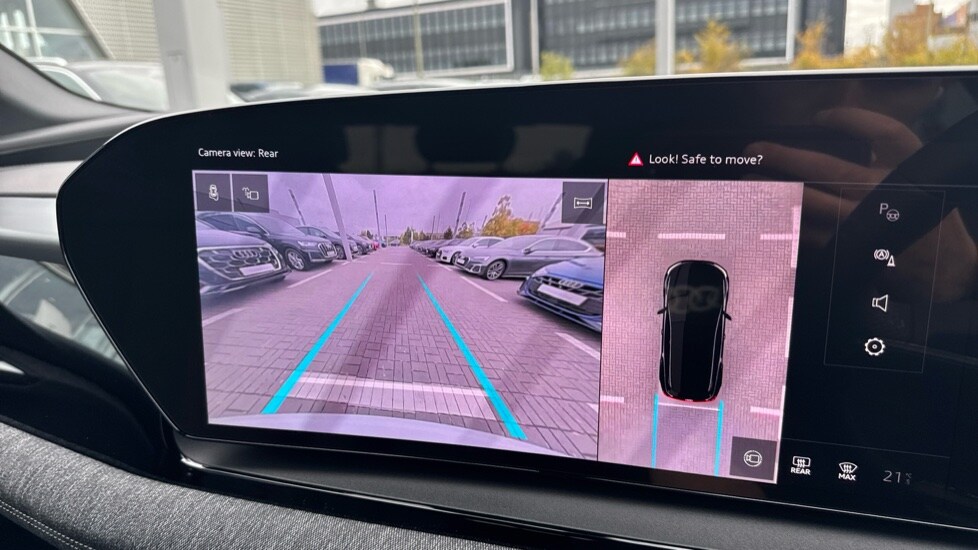 Used Audi Q6 e-tron 2025 for sale - 76161292: Photo 36