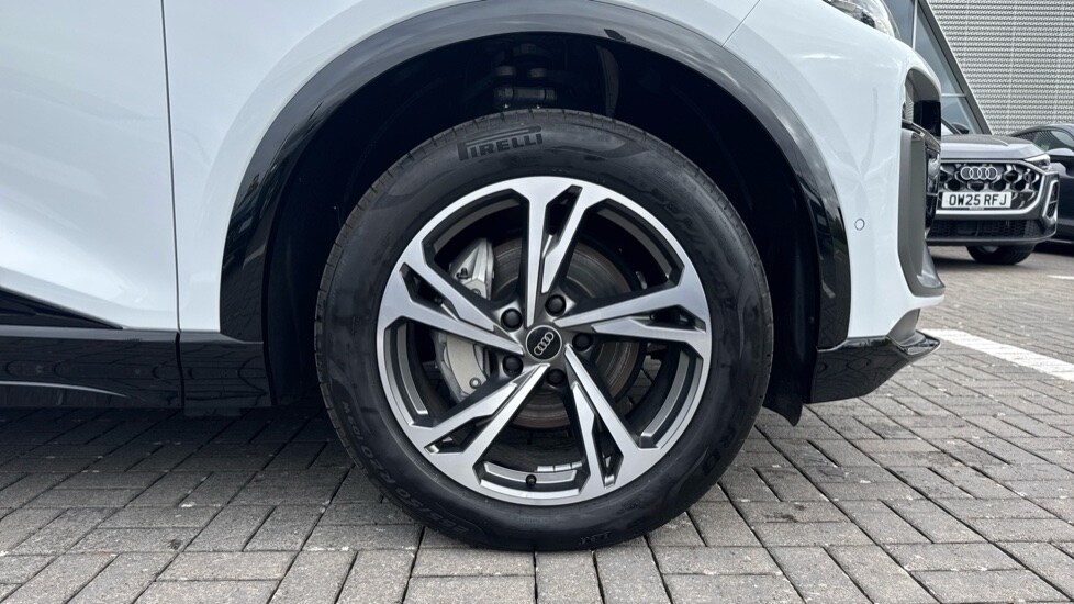 Used Audi Q6 e-tron 2025 for sale - 76161292: Photo 5