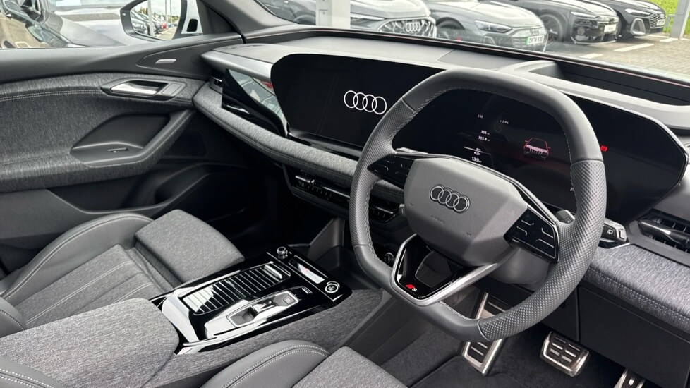 Used Audi Q6 e-tron 2025 for sale - 76161292: Photo 6