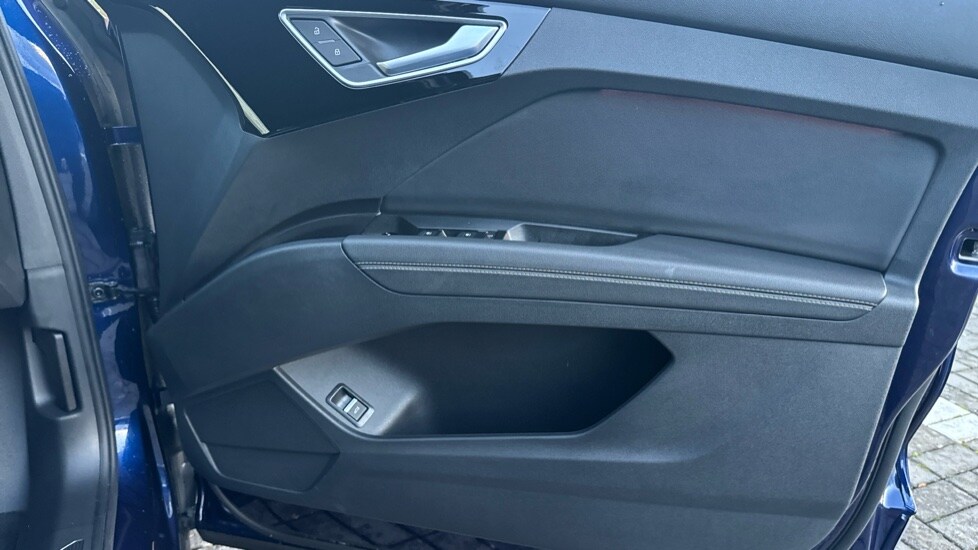Used Audi Q4 e-tron 2025 for sale - 76871156: Photo 28