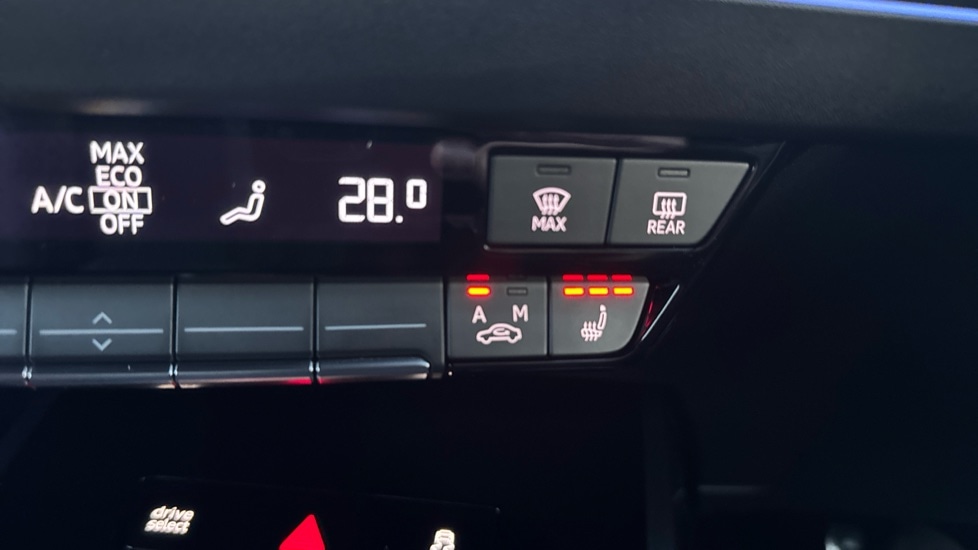 Used Audi Q4 e-tron 2025 for sale - 76871156: Photo 39