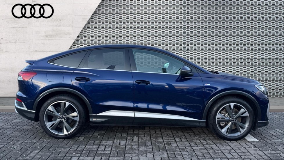 Used Audi Q4 e-tron 2025 for sale - 76871156: Photo 4