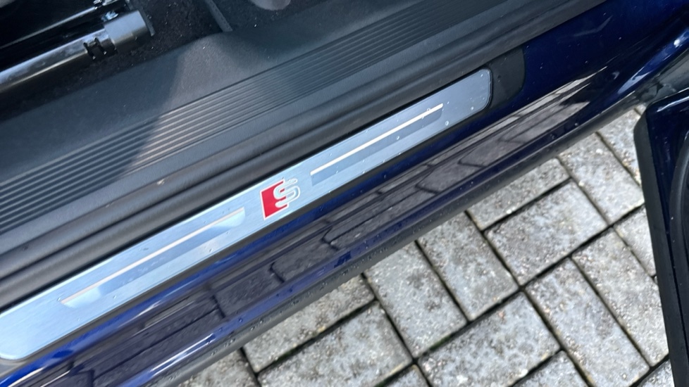 Used Audi Q4 e-tron 2025 for sale - 76871156: Photo 41