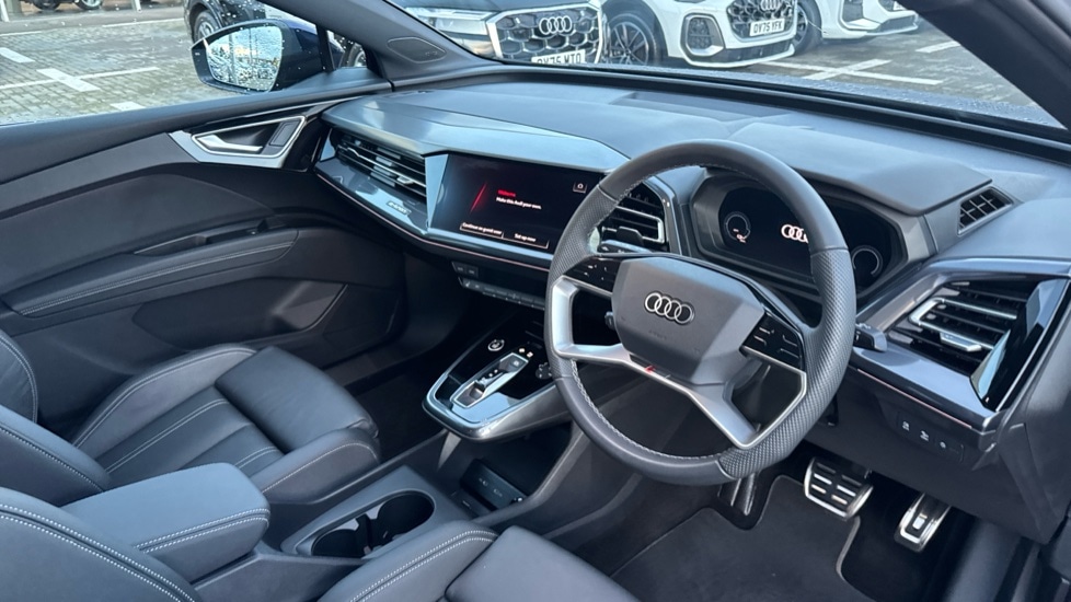 Used Audi Q4 e-tron 2025 for sale - 76871156: Photo 6