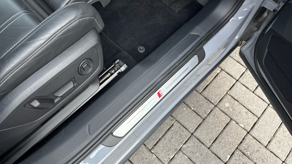 Used Audi Q4 e-tron 2022 for sale - 76868680: Photo 40