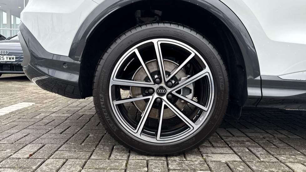 Used Audi Q5 2025 for sale - 76872113: Photo 21