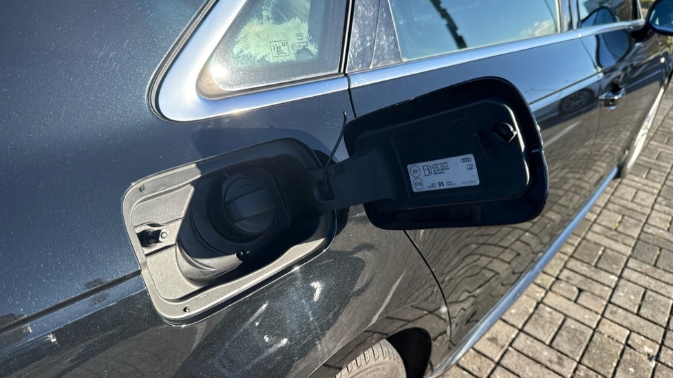 Used Audi A4 2018 for sale - 76773074: Photo 22