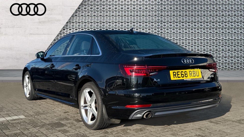 Used Audi A4 2018 for sale - 76773074: Photo 3