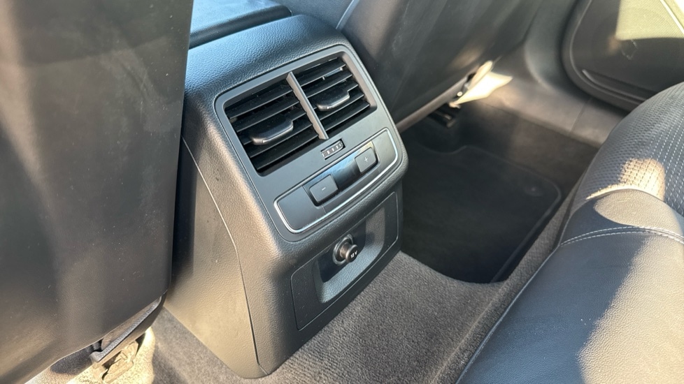 Used Audi A4 2018 for sale - 76773074: Photo 43