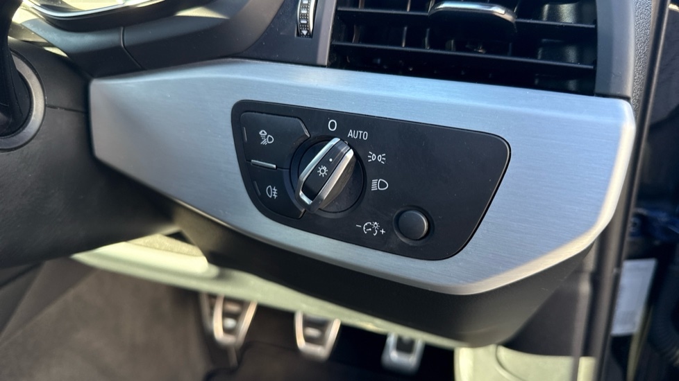 Used Audi A4 2018 for sale - 76773074: Photo 45