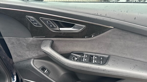 Used Audi Q7 2024 for sale - 76033595: Photo 28
