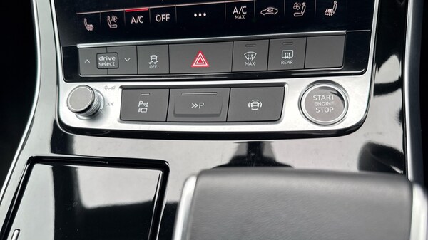 Used Audi Q7 2024 for sale - 76033595: Photo 36
