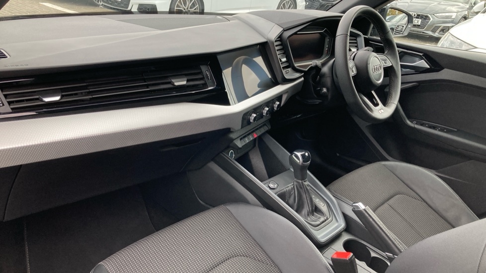 Used Audi A1 2024 for sale - 76804053: Photo 2