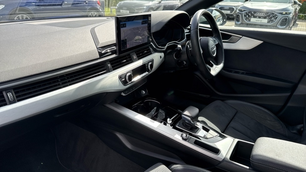 Used Audi A5 2022 for sale - 76487329: Photo 2