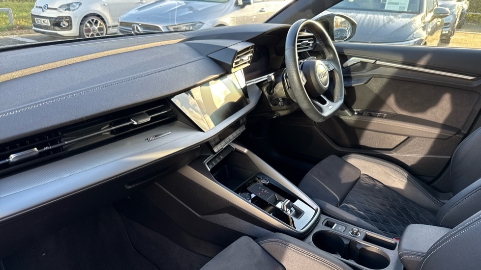 Used Audi A3 2023 for sale - 76873225: Photo 2