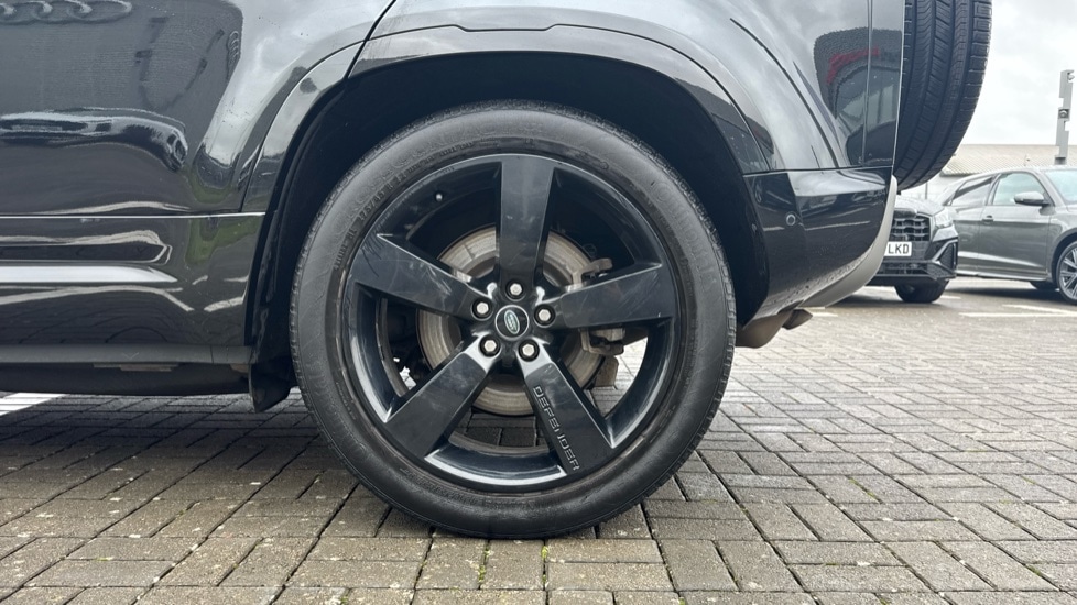 Used Land Rover Defender 2021 for sale - 76874908: Photo 18