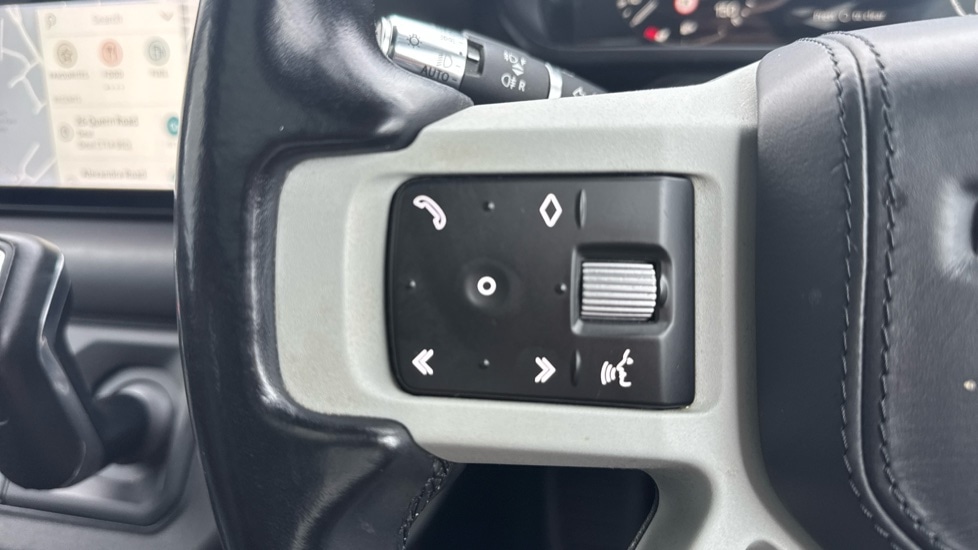 Used Land Rover Defender 2021 for sale - 76874908: Photo 23