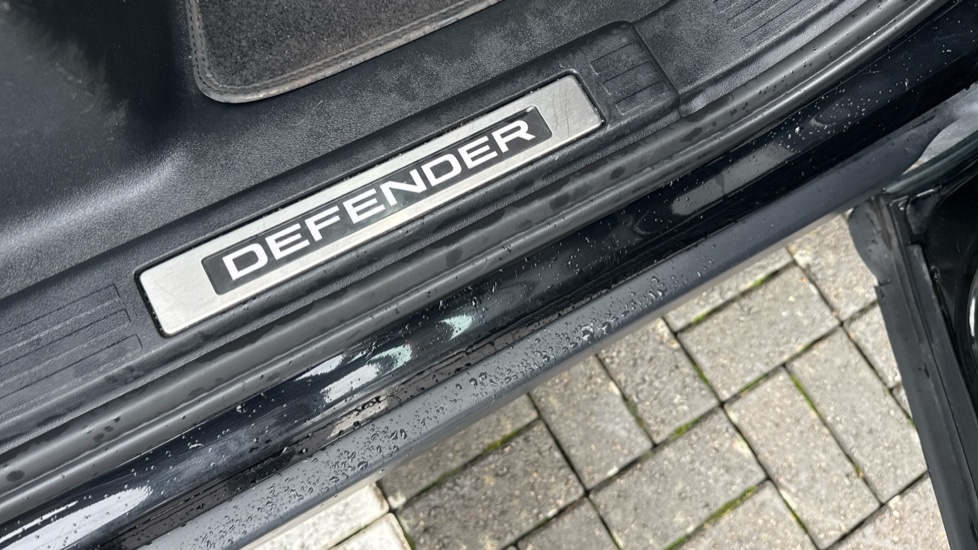Used Land Rover Defender 2021 for sale - 76874908: Photo 37