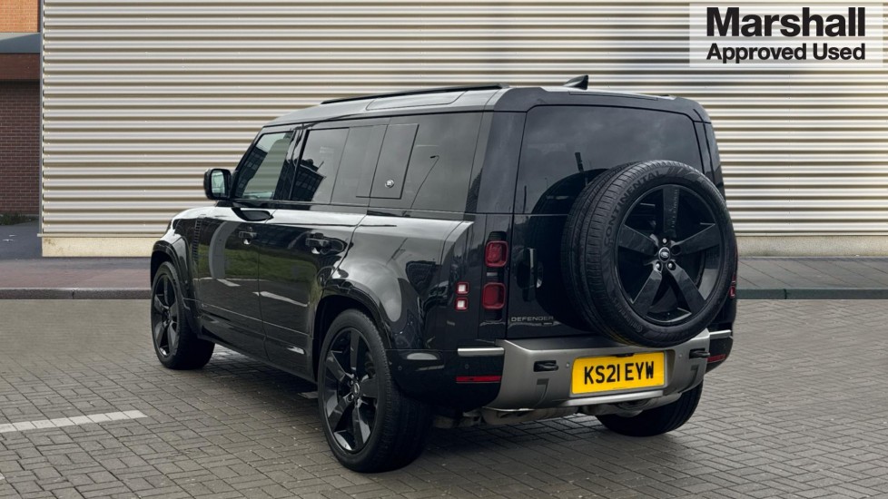 Used Land Rover Defender 2021 for sale - 76874908: Photo 5