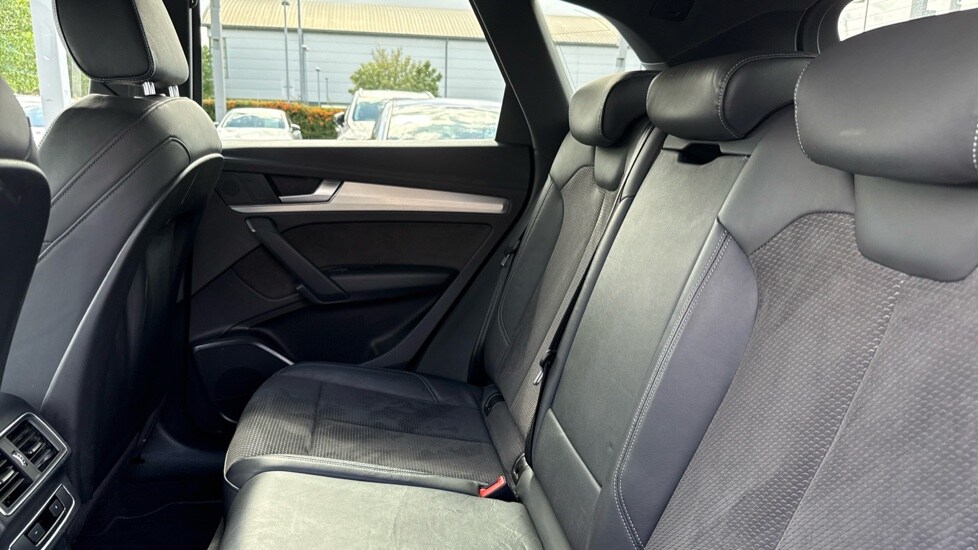 Used Audi Q5 2018 for sale - 76652453: Photo 15