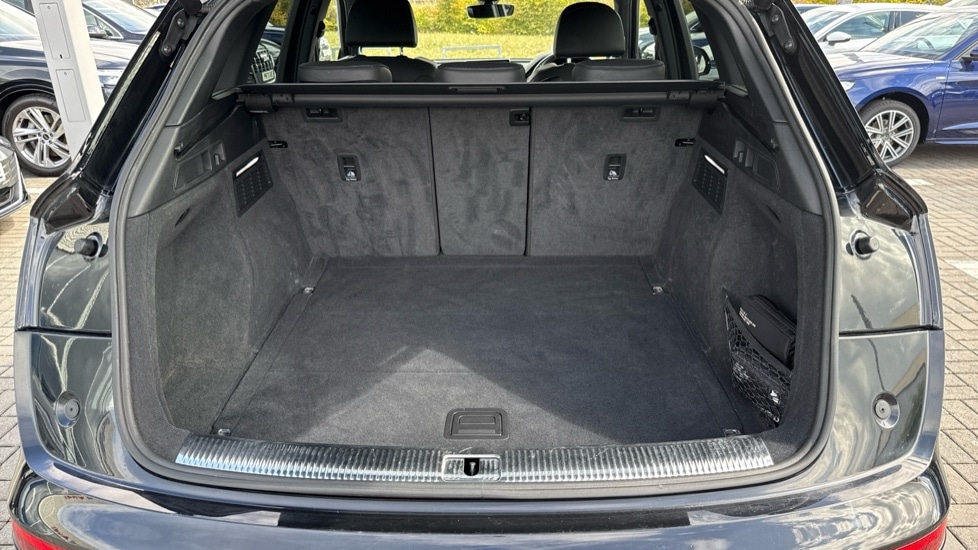 Used Audi Q5 2018 for sale - 76652453: Photo 18