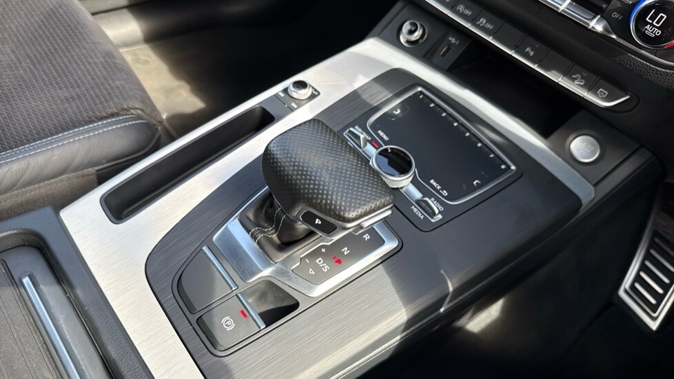 Used Audi Q5 2018 for sale - 76652453: Photo 19