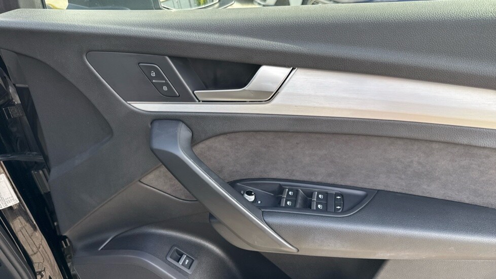 Used Audi Q5 2018 for sale - 76652453: Photo 28