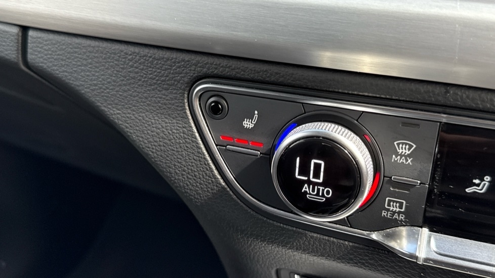 Used Audi Q5 2018 for sale - 76652453: Photo 38