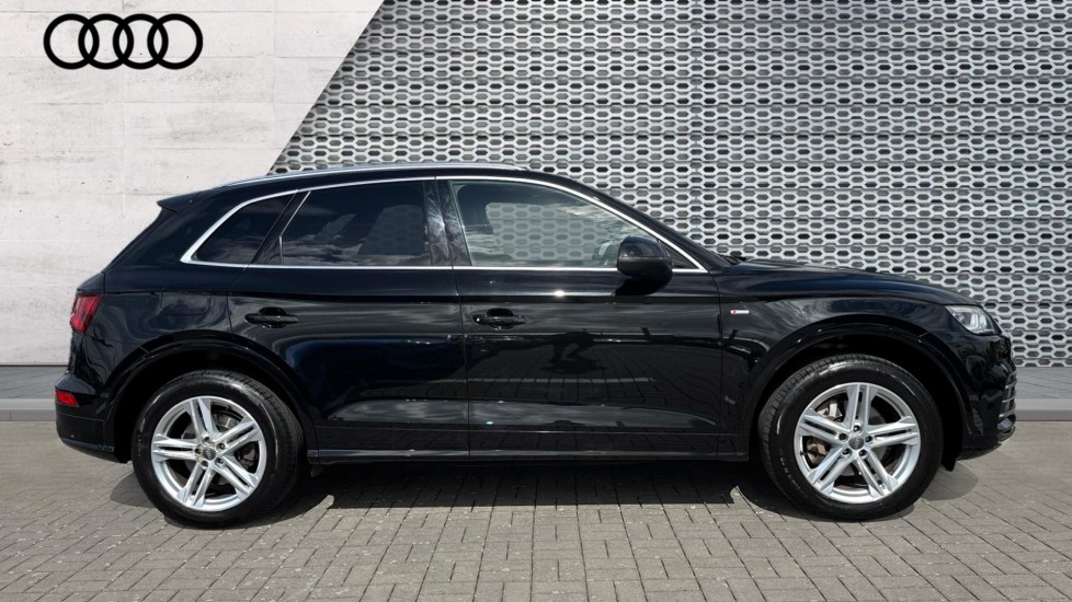 Used Audi Q5 2018 for sale - 76652453: Photo 4