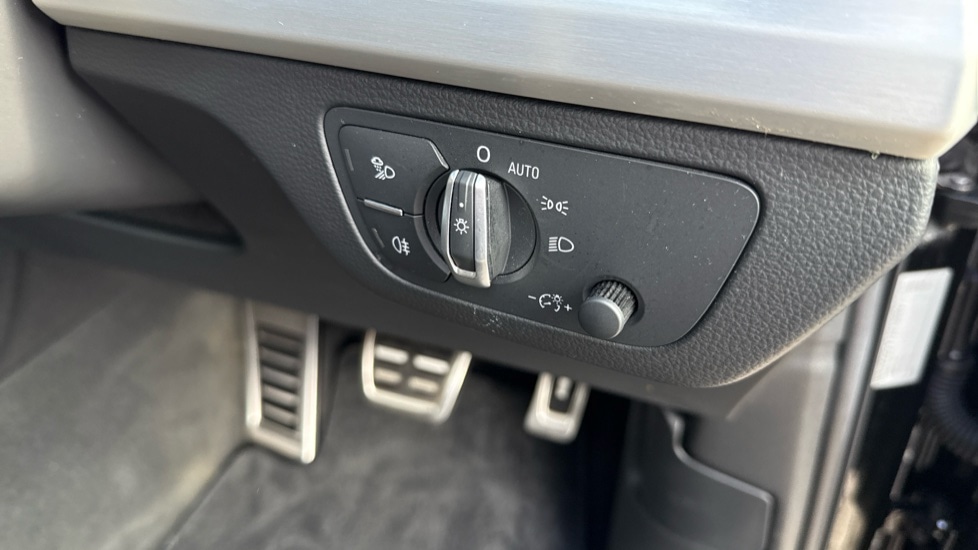 Used Audi Q5 2018 for sale - 76652453: Photo 46