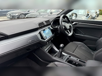 Used Audi Q3 2020 for sale - 76780247: Photo