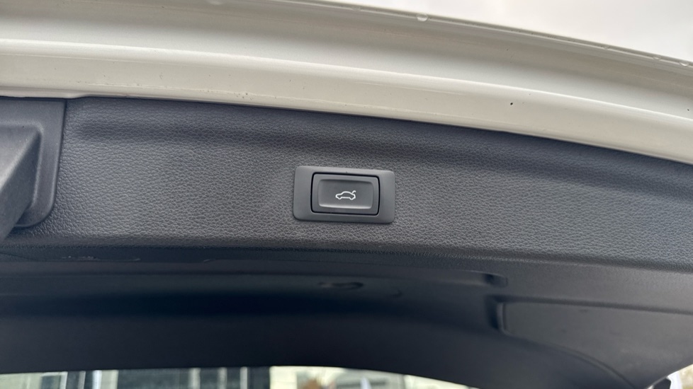 Used Audi Q3 2020 for sale - 76780247: Photo 39