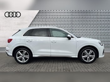 Used Audi Q3 2020 for sale - 76780247: Photo