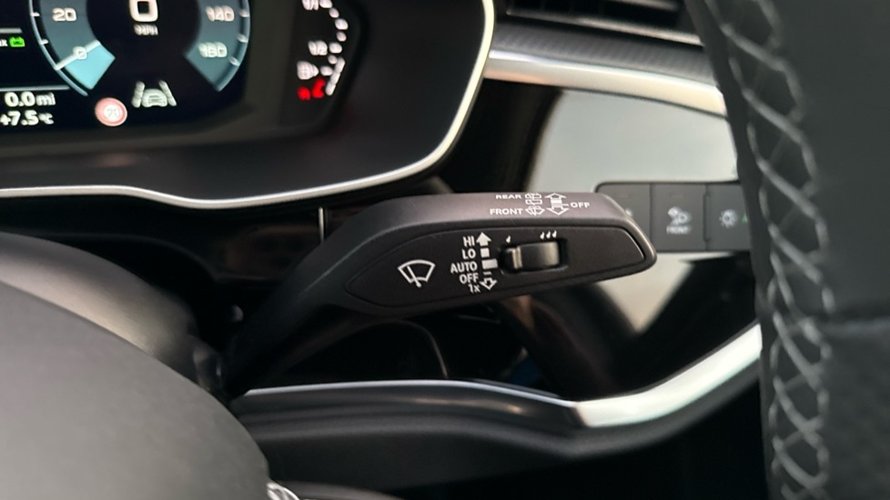 Used Audi Q3 2025 for sale - 76874471: Photo 30