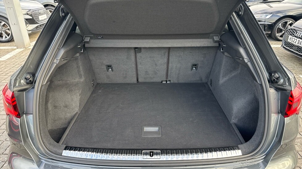 Used Audi RS Q3 2020 for sale - 76870999: Photo 18