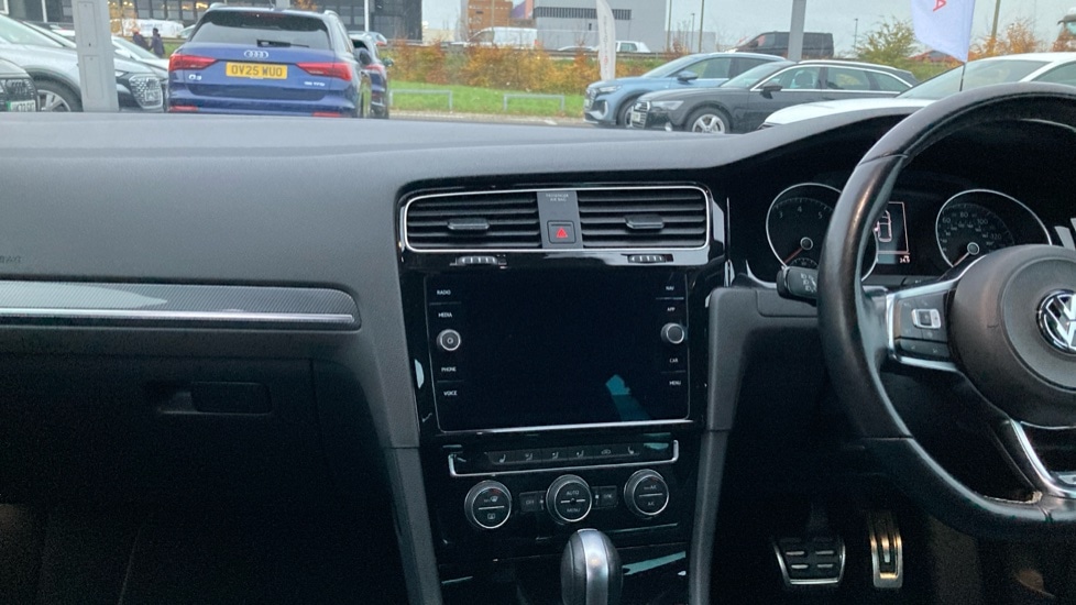 Used Volkswagen Golf 2019 for sale - 76533937: Photo 12