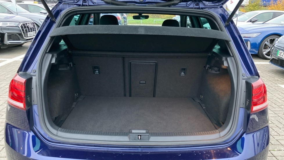 Used Volkswagen Golf 2019 for sale - 76533937: Photo 15