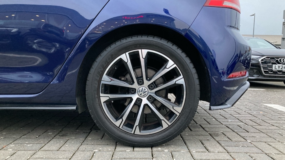 Used Volkswagen Golf 2019 for sale - 76533937: Photo 18