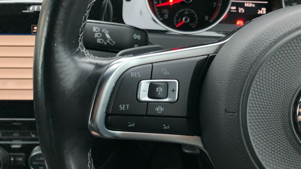 Used Volkswagen Golf 2019 for sale - 76533937: Photo 23