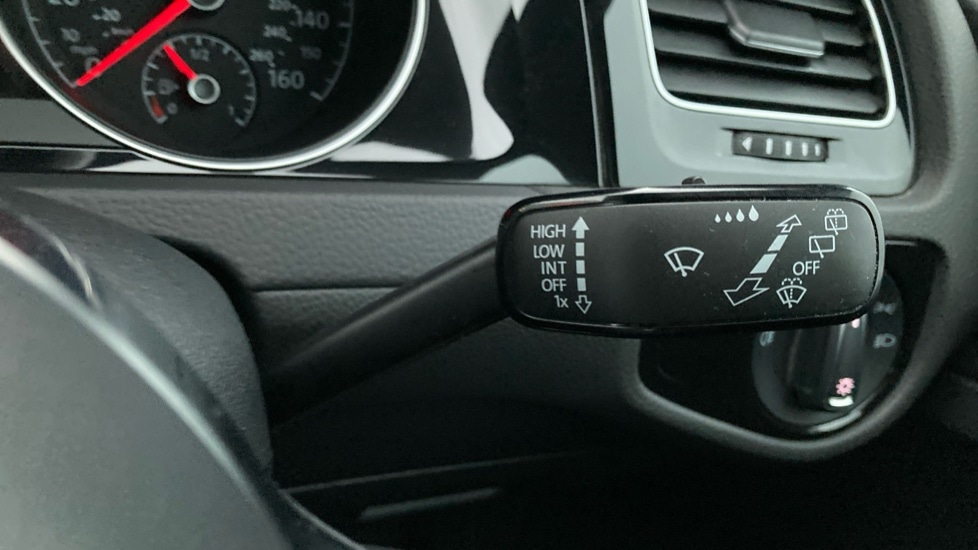 Used Volkswagen Golf 2019 for sale - 76533937: Photo 24