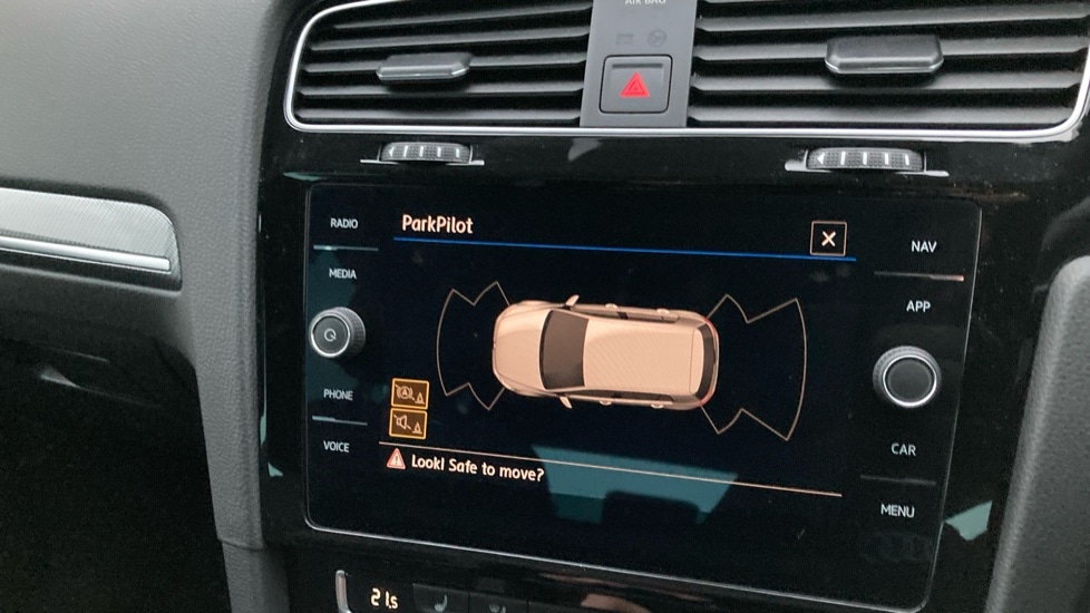 Used Volkswagen Golf 2019 for sale - 76533937: Photo 26