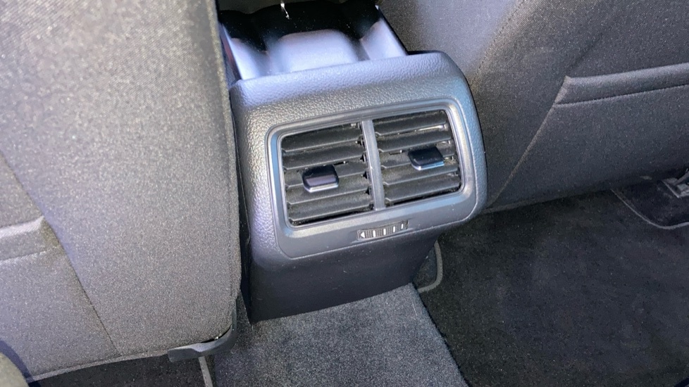 Used Volkswagen Golf 2019 for sale - 76533937: Photo 33