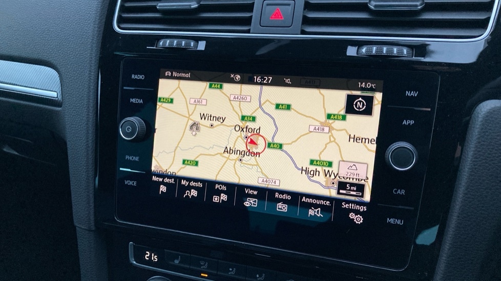 Used Volkswagen Golf 2019 for sale - 76533937: Photo 40