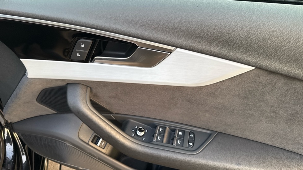 Used Audi A4 2023 for sale - 76874487: Photo 28