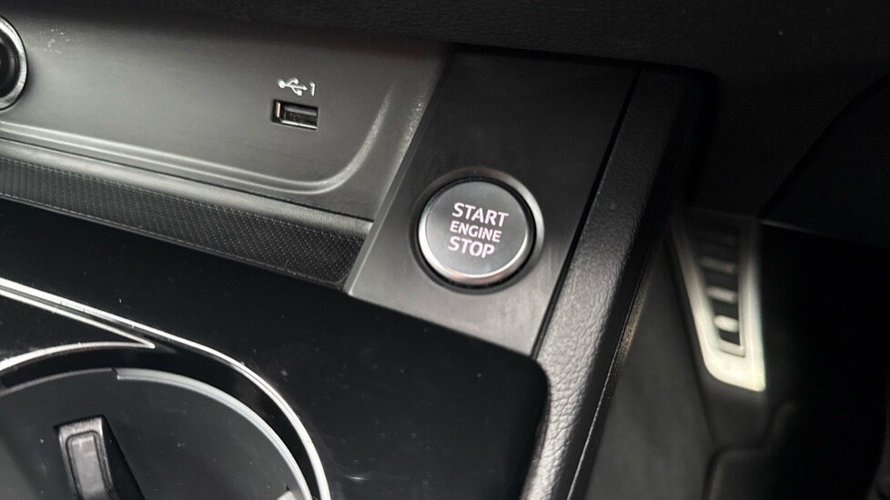 Used Audi A4 2023 for sale - 75943050: Photo 51