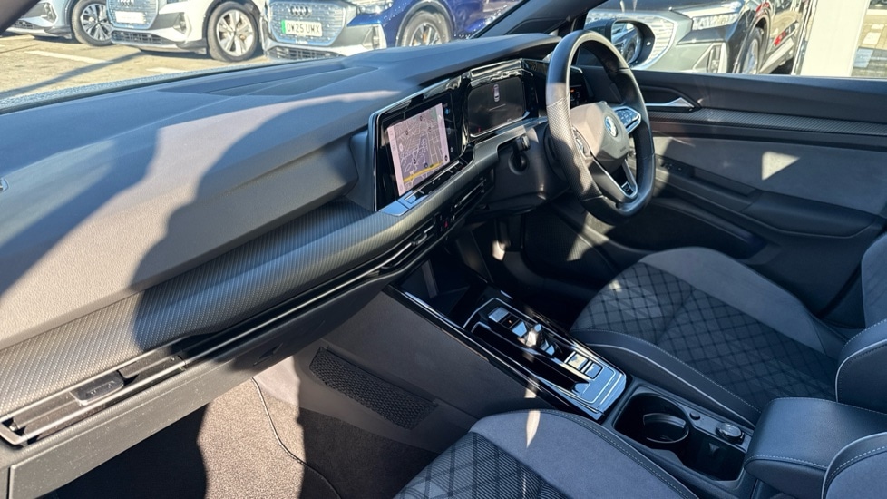 Used Volkswagen Golf 2023 for sale - 76873134: Photo 10