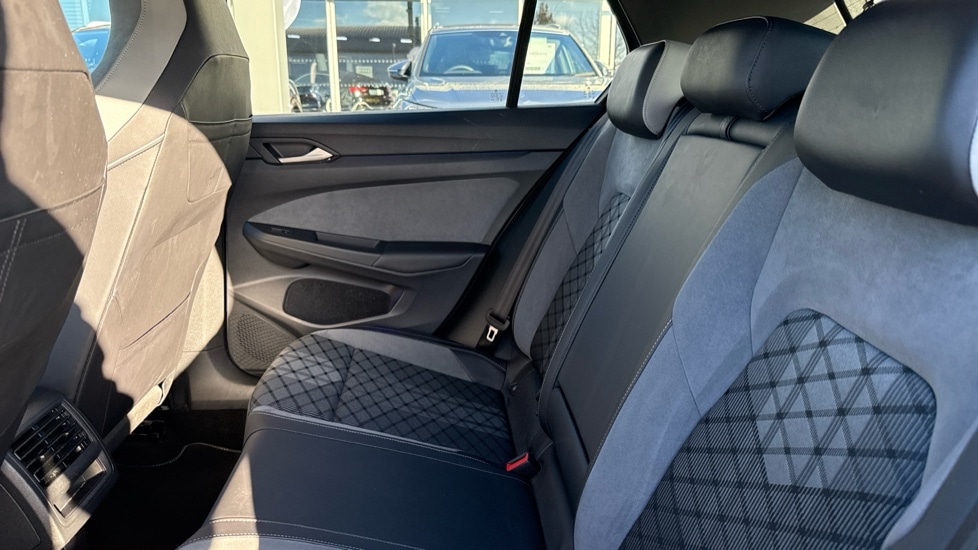 Used Volkswagen Golf 2023 for sale - 76873134: Photo 14